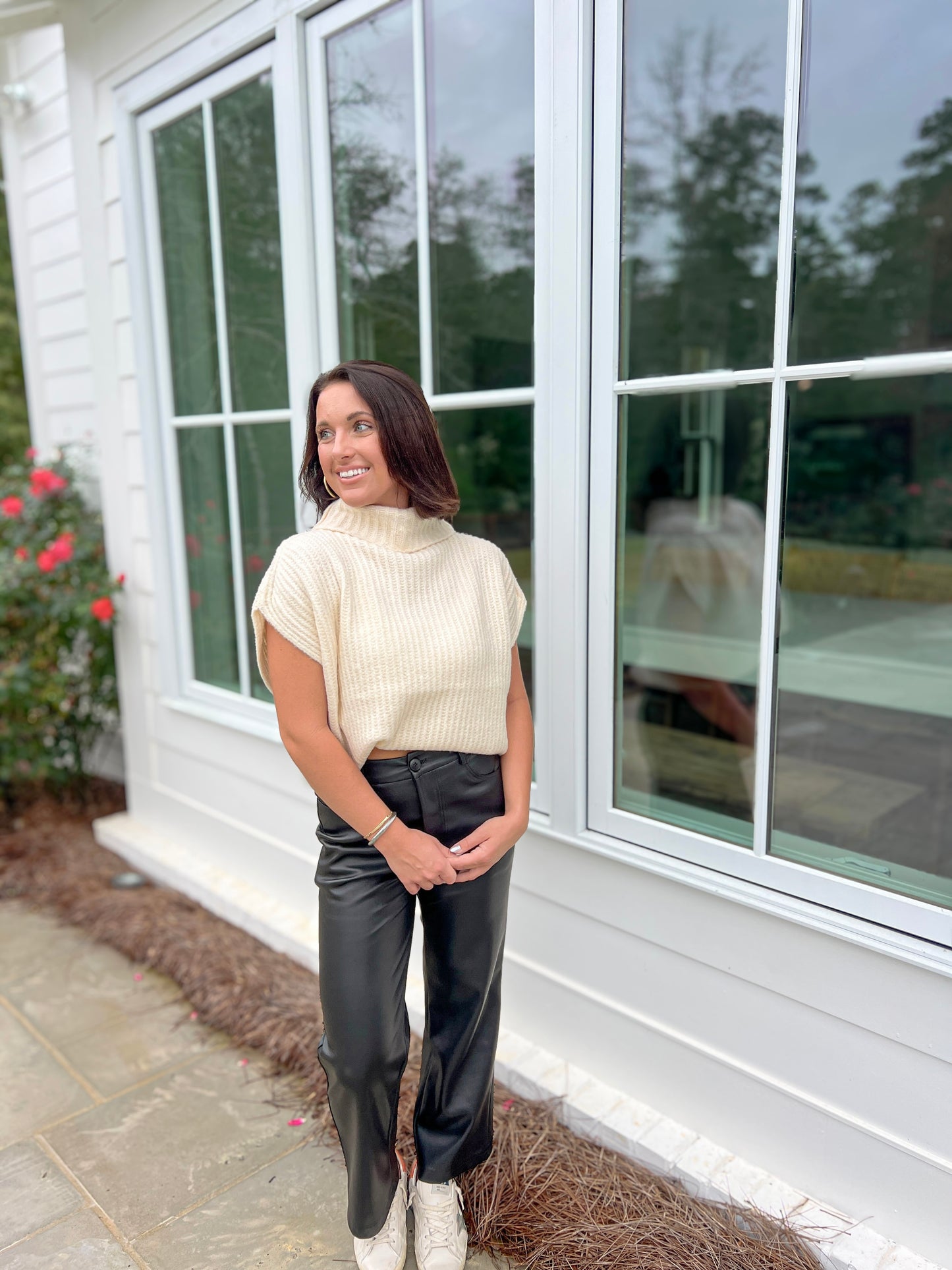 Sleeveless Girl- Cream