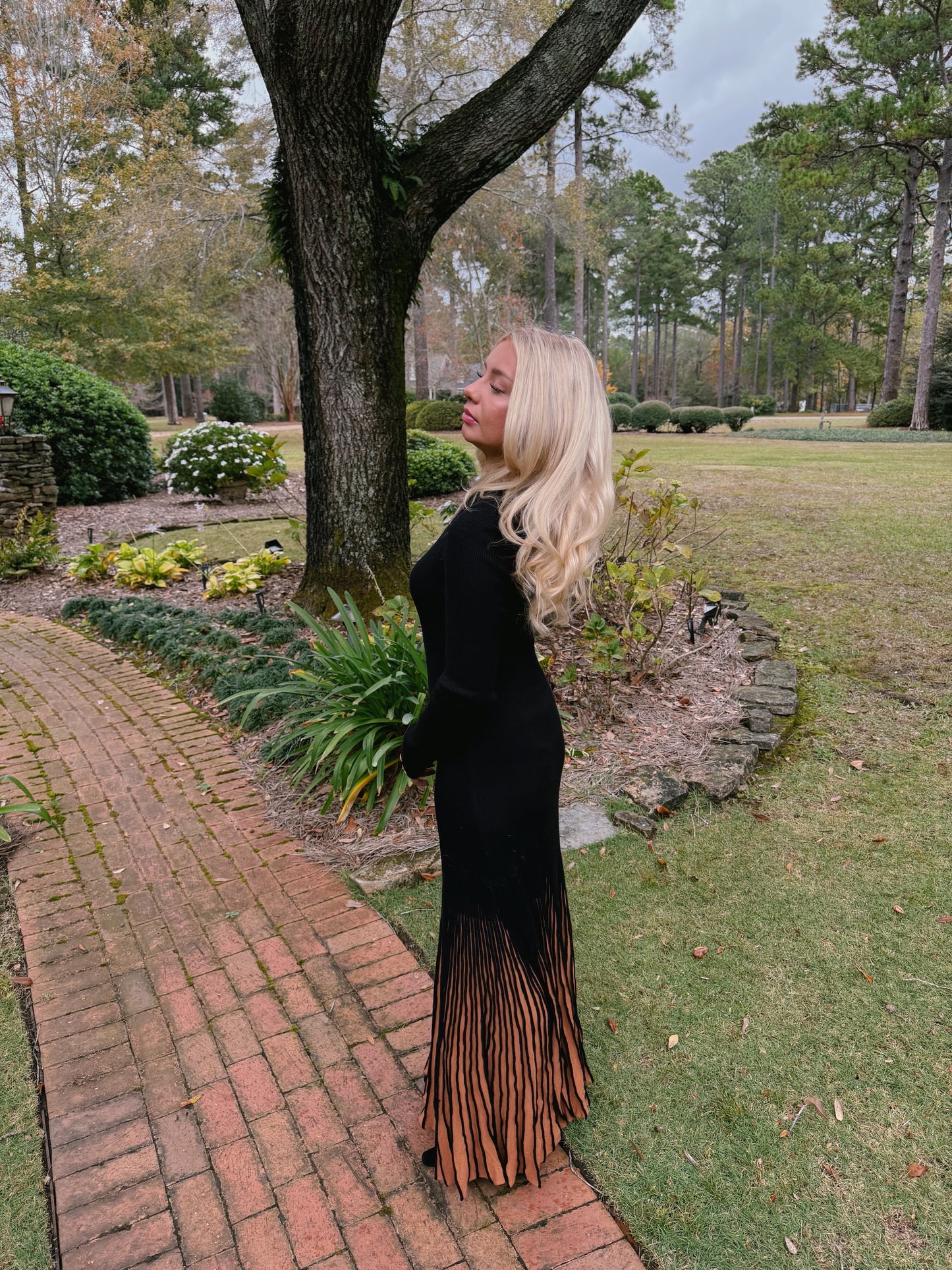 Two Tone Maxi-Black