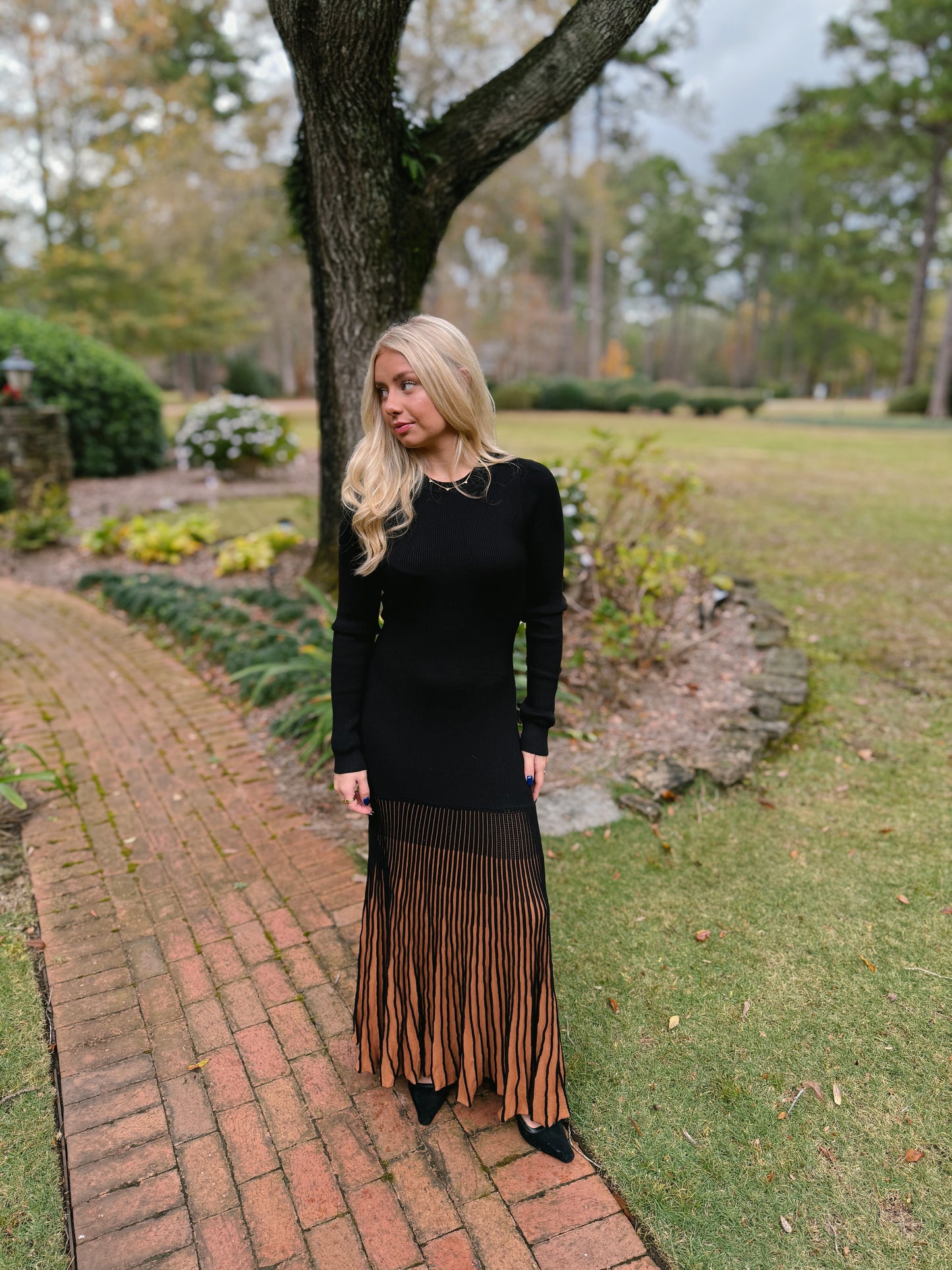 Two Tone Maxi-Black