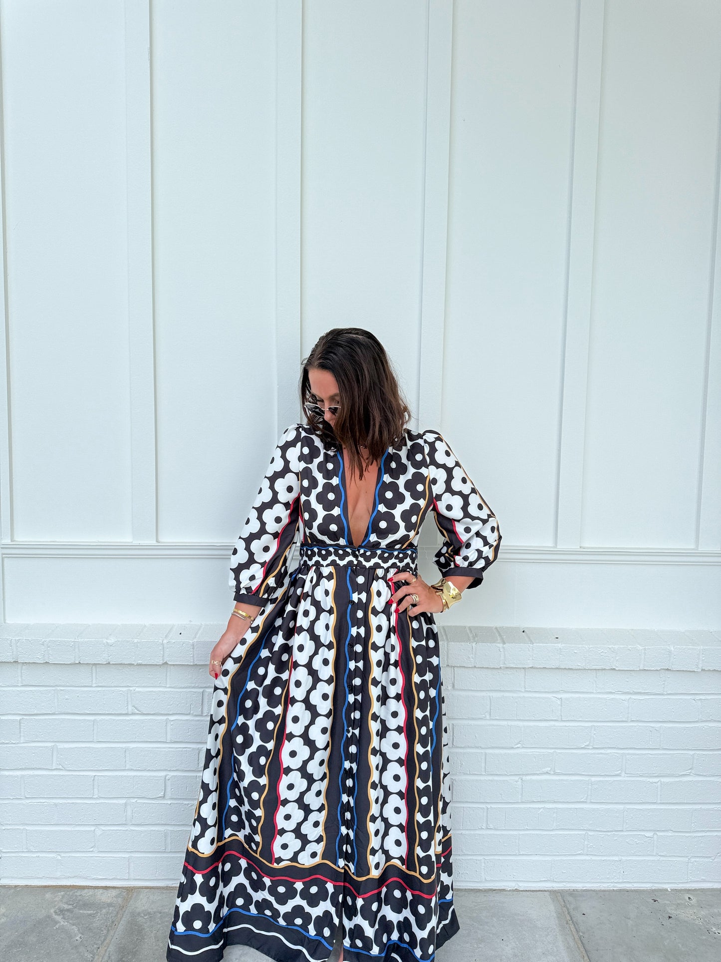 There She Goes Dress- White/Black